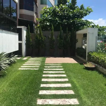 Apto Com Otima Localizacao, Centro De Meia Praia Itapema Exterior foto