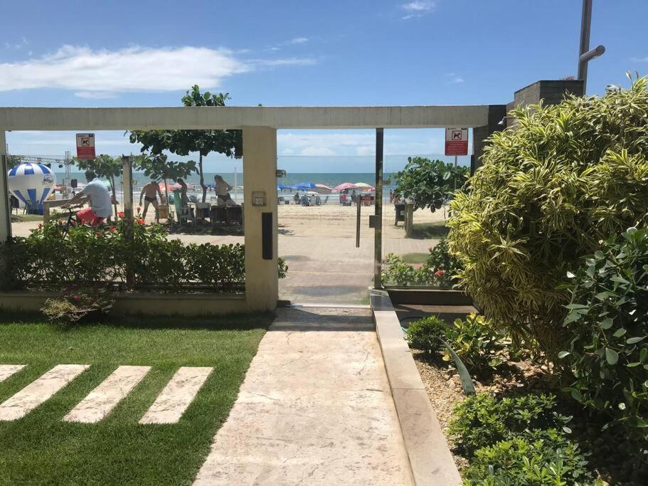 Apto Com Otima Localizacao, Centro De Meia Itapema