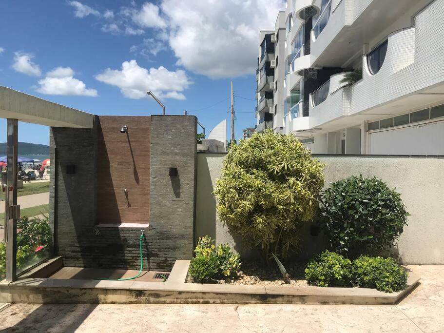 Apartment Apto Com Otima Localizacao, Centro De Meia